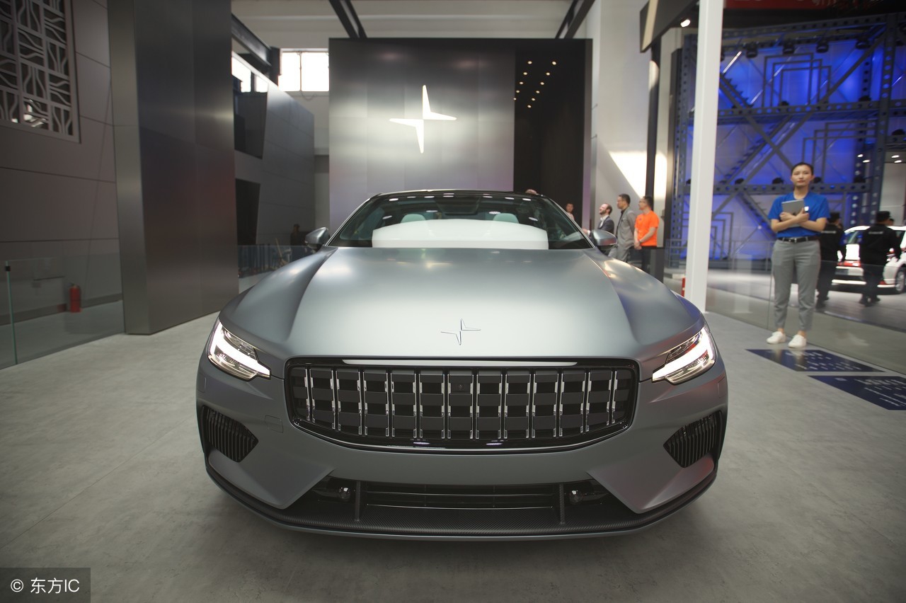 沃尔沃两门车c30的落地价,沃尔沃c30是几驱