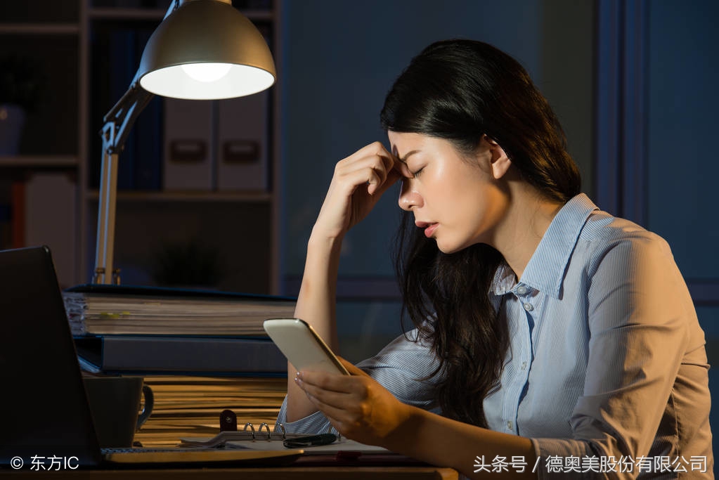 睡觉醒来手脚累是怎么回事,睡觉醒来总是累吃什么药