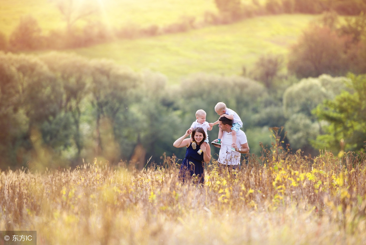 如果你腹中空空，头脑空空，你再怎么寻找活着的意义都是徒劳的