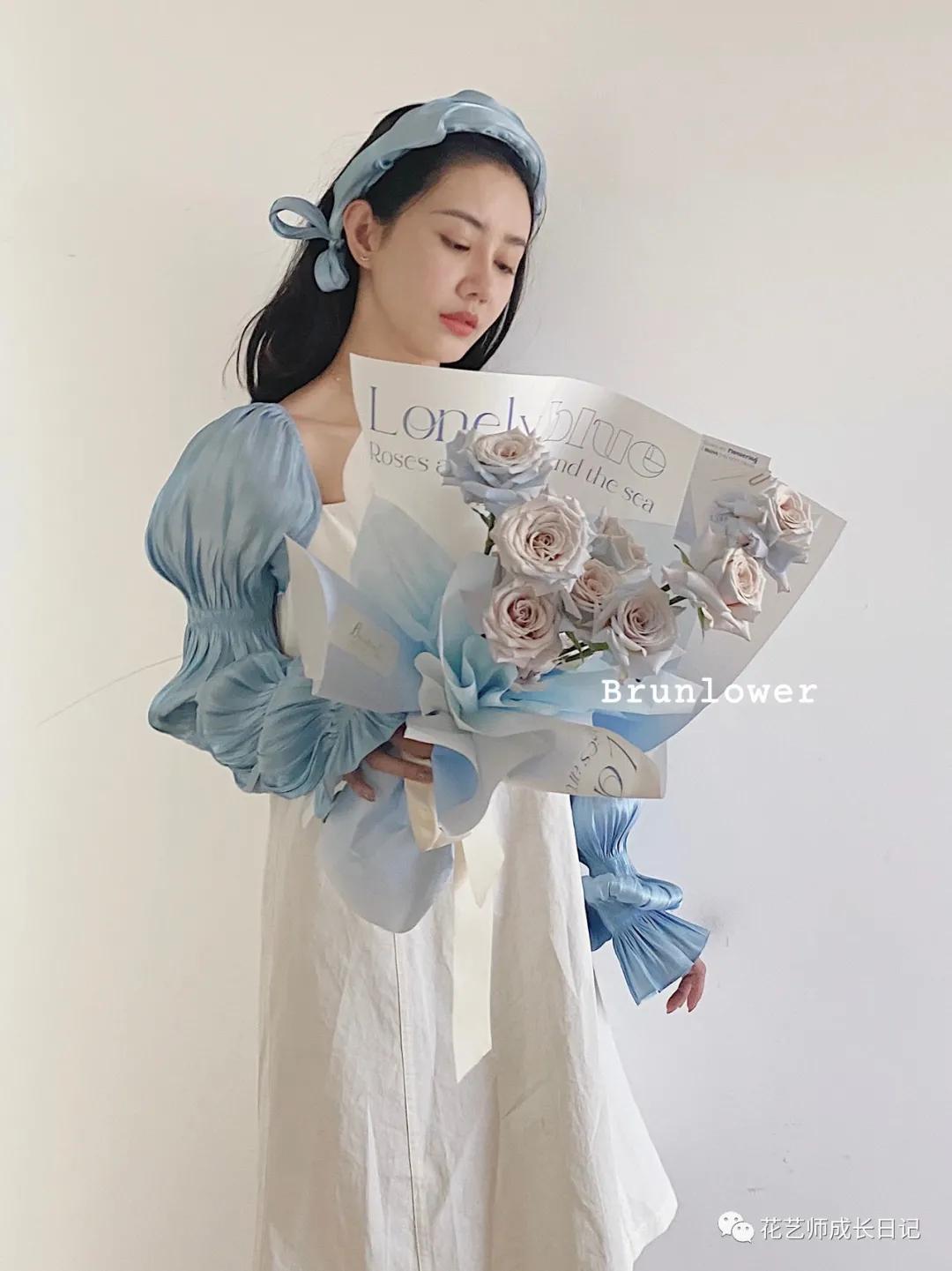 节日特辑vol.3|520碎冰蓝玫瑰花束，再来一波