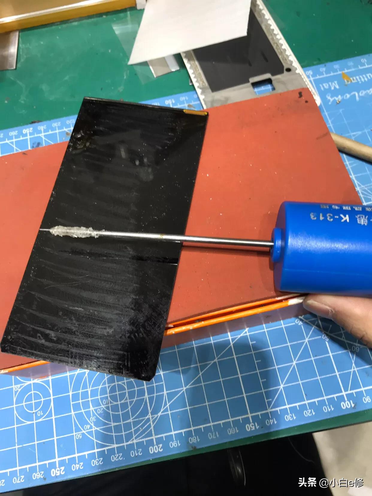 mix2全陶瓷尊享版换听筒,mix2尊享版换外屏