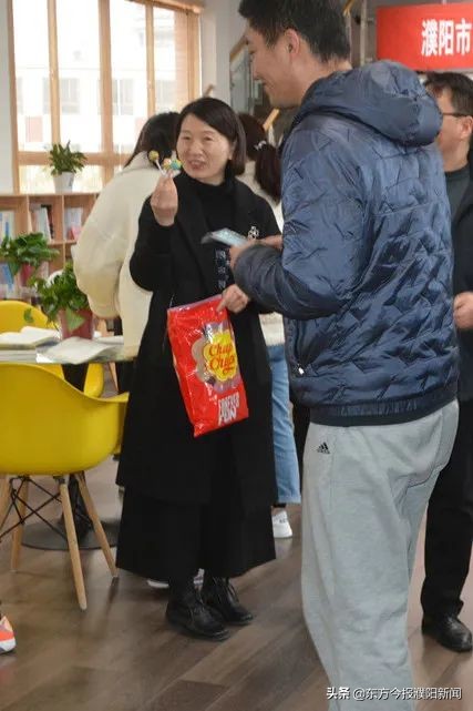 同窗共读万卷共知:濮阳市昆吾小学青年读书社举行新学期读书活动启动仪式