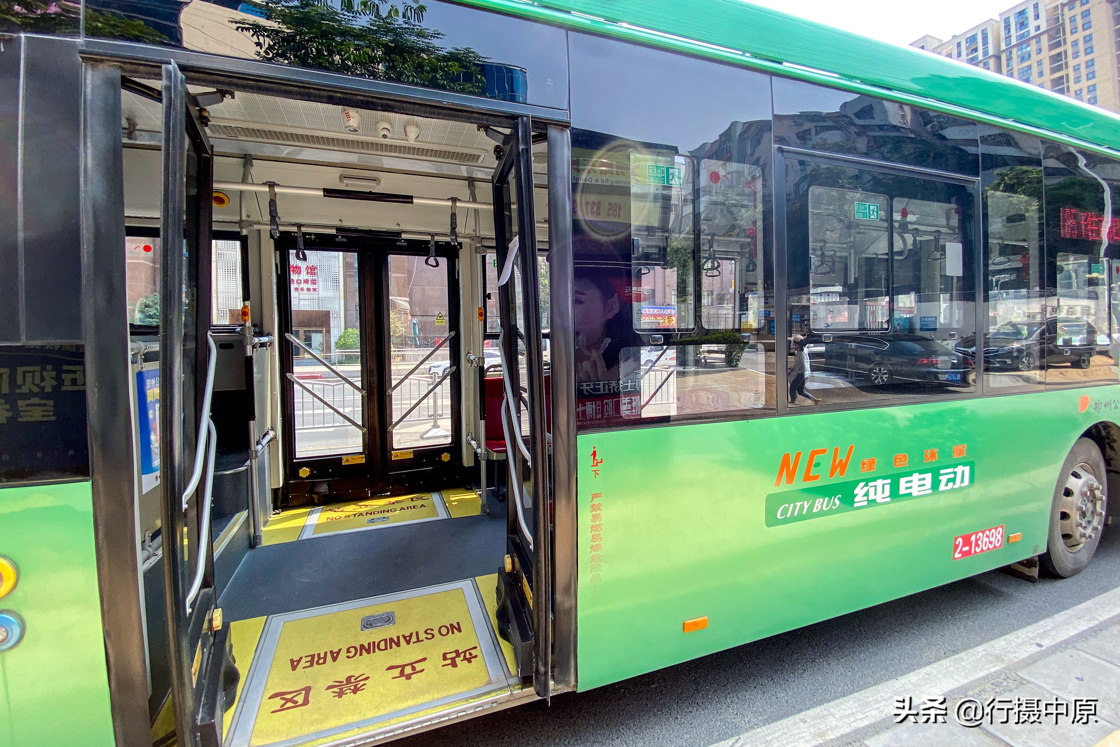 郑州公*班交**次增加！上车只需扫码