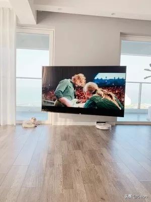 电视上墙注意事项,电视到底上墙好还是不上好