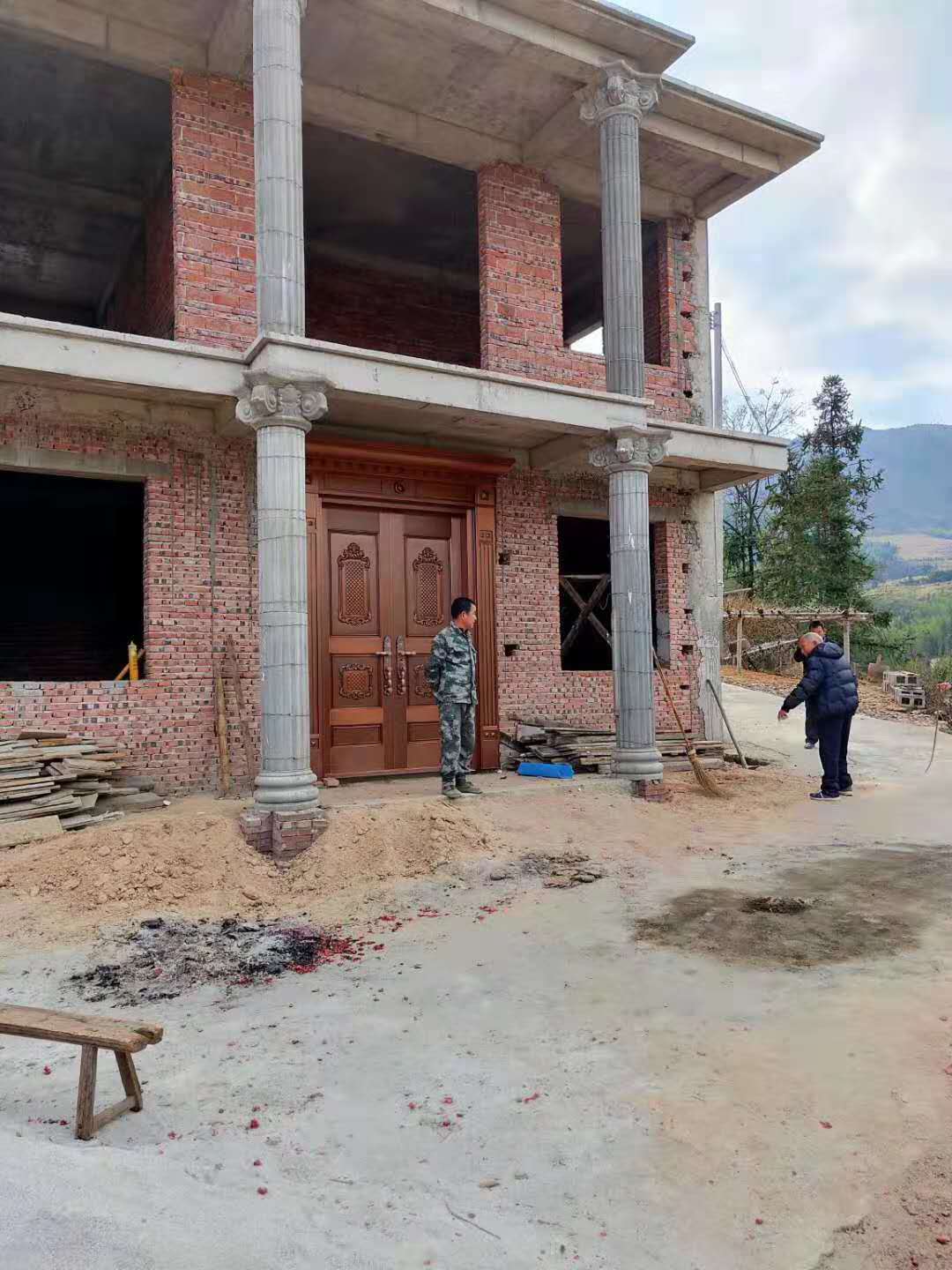 为什么铜门的差价这么大,铜门价格合理