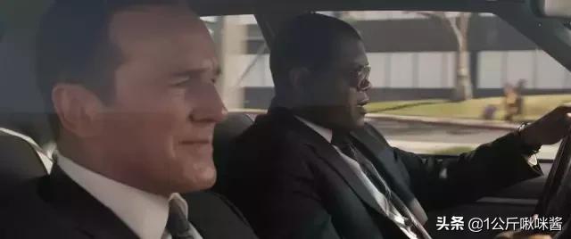 惊奇队长能打过没宝石灭霸吗,惊奇队长彩蛋打败灭霸