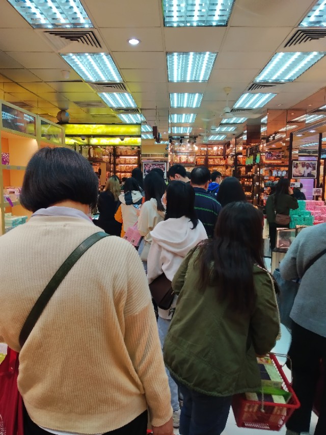 网上哪里可以买澳门手信,澳门手信店必买东西