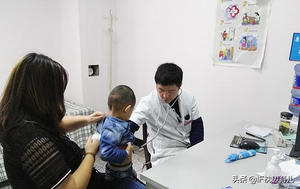 2岁宝宝误食干燥剂的做法,2岁的宝宝误食干燥剂会怎样