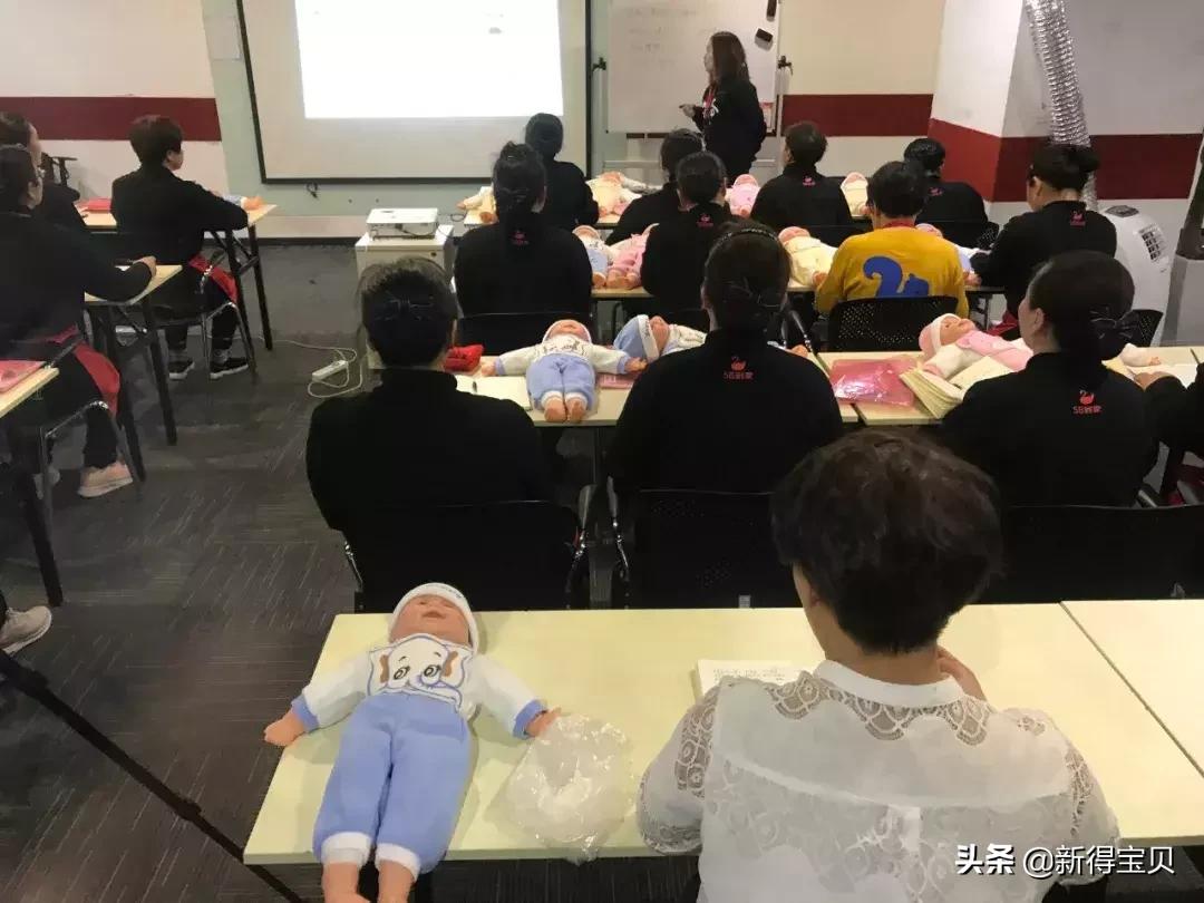 揭秘月嫂市场,月嫂入门金牌月嫂