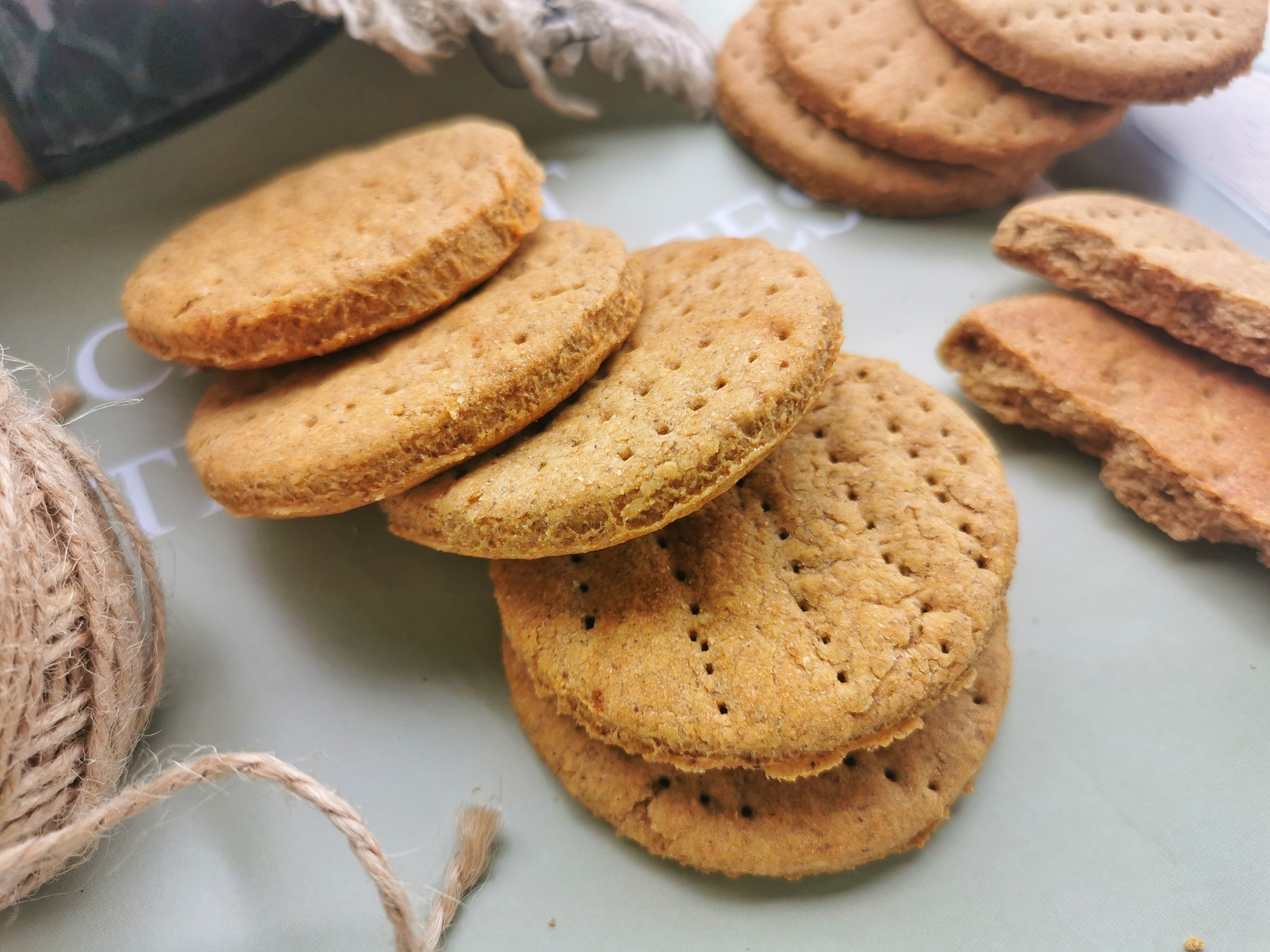 黑麦全麦粉做减脂零食,黑全麦粉可以做什么减脂餐
