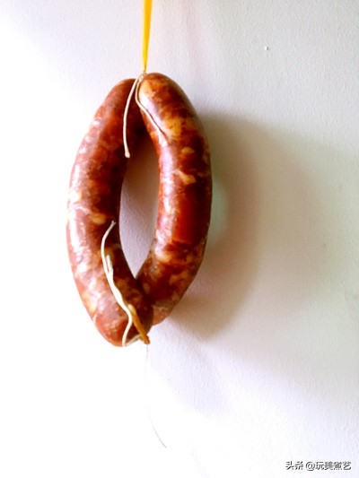 川味香肠，南方人该怎么吃，才不被辣晕了？