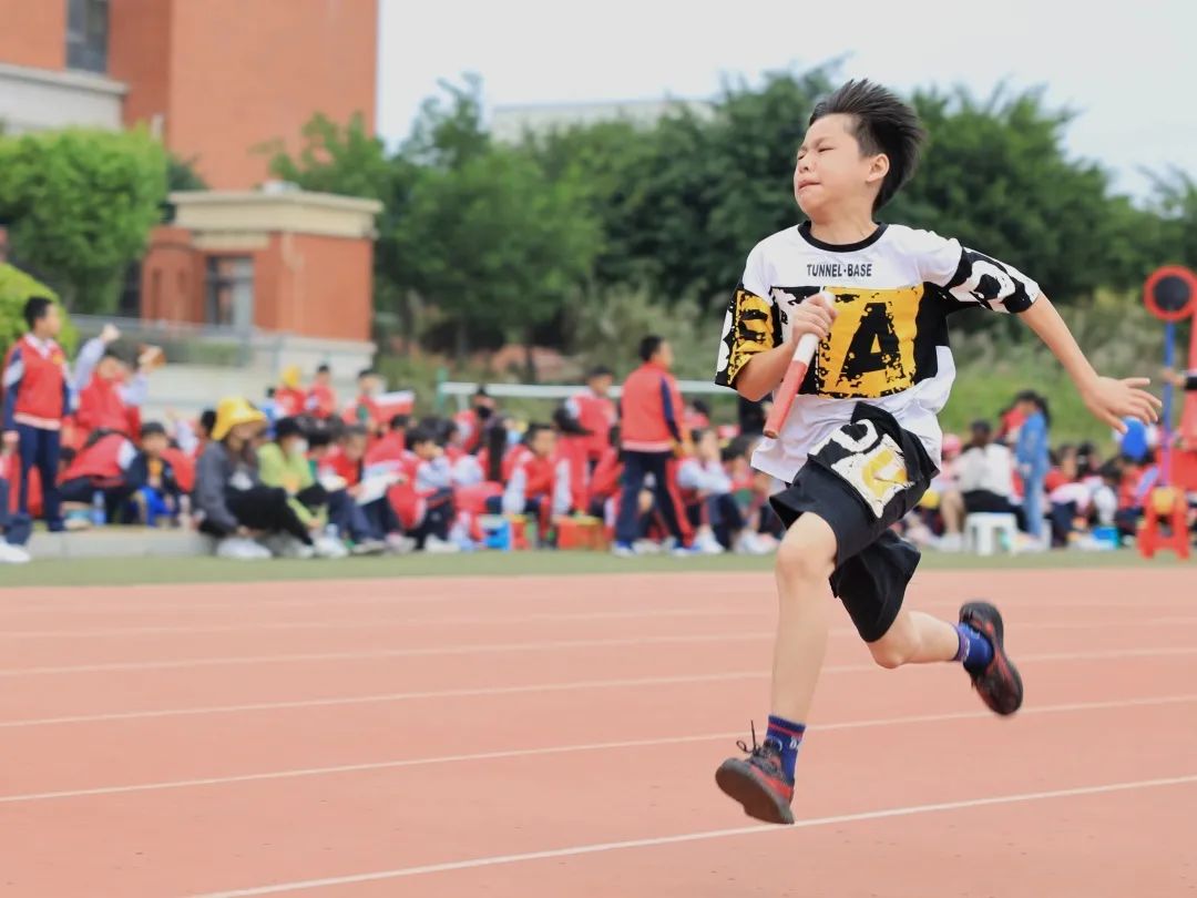 精彩难忘，未来可期，向着阳光奔跑吧！福清文光学校小学部第七届田径运动会闭幕式