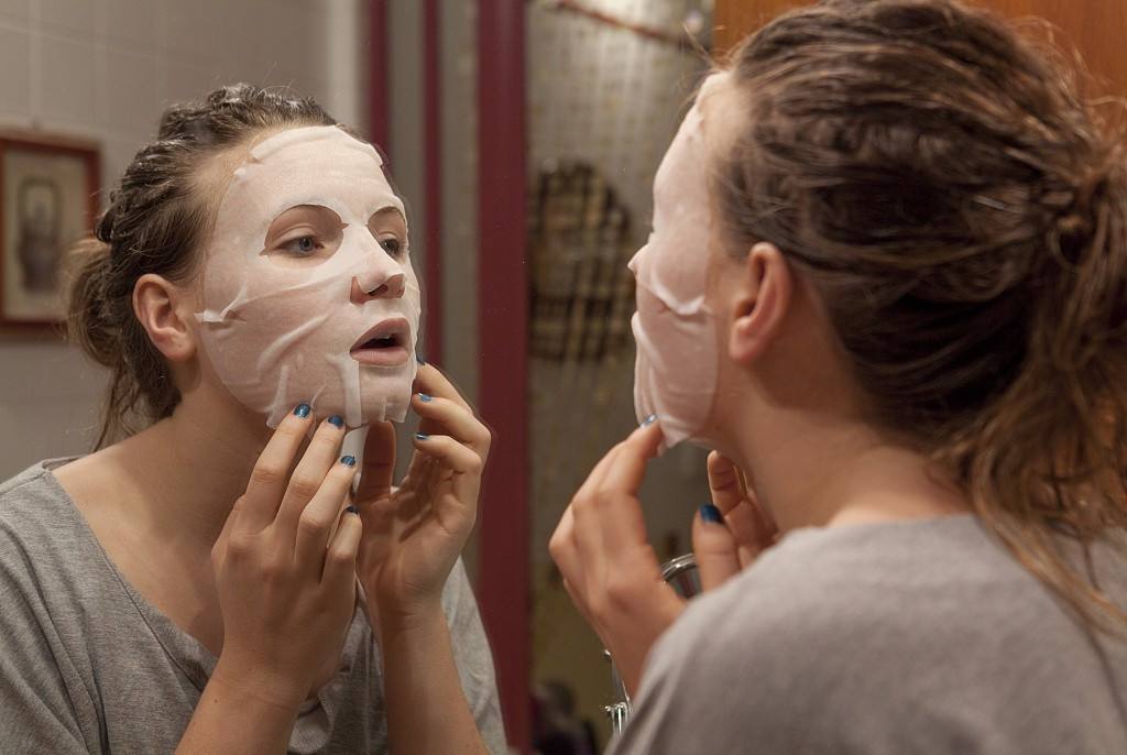 面膜,你了解几分?保湿、美白、抗皱的光环下,到底哪个才是真?