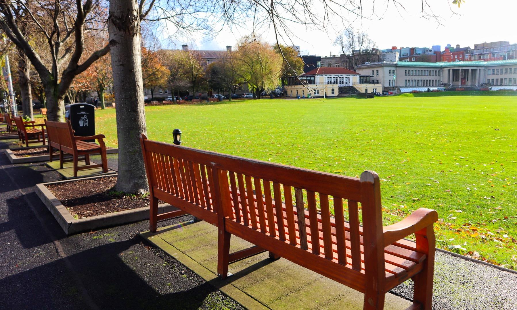 票价100块的欧洲超短线！座椅比国内廉航还窄，坐几分钟都受不了