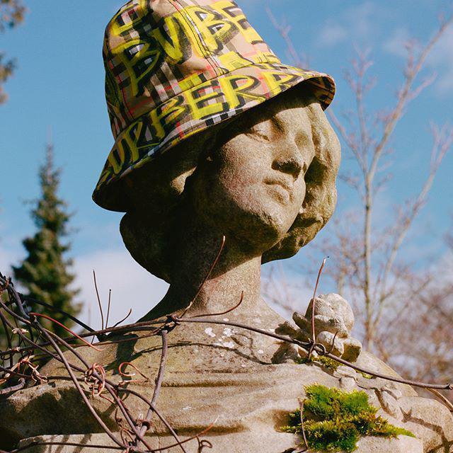 渔夫帽的搭配方法,可爱版的渔夫帽怎么搭配