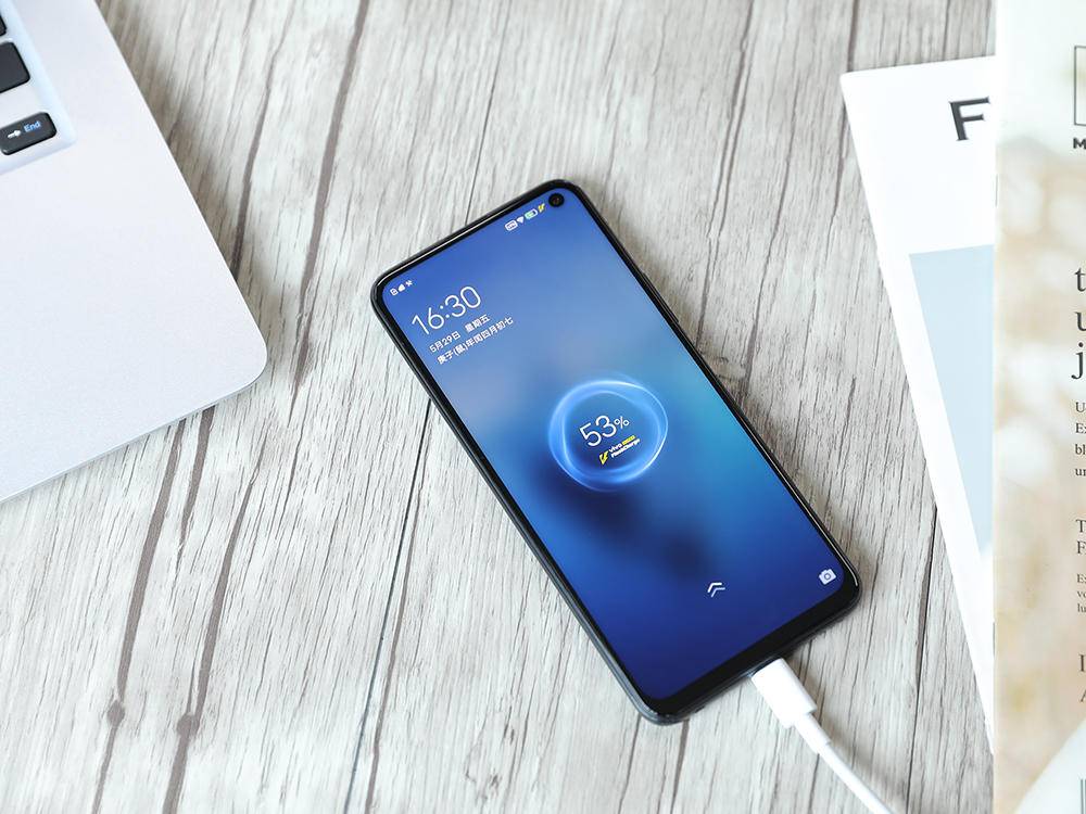 iqooz1是2000元的最强手机吗,iqooz1拍照直出4800万