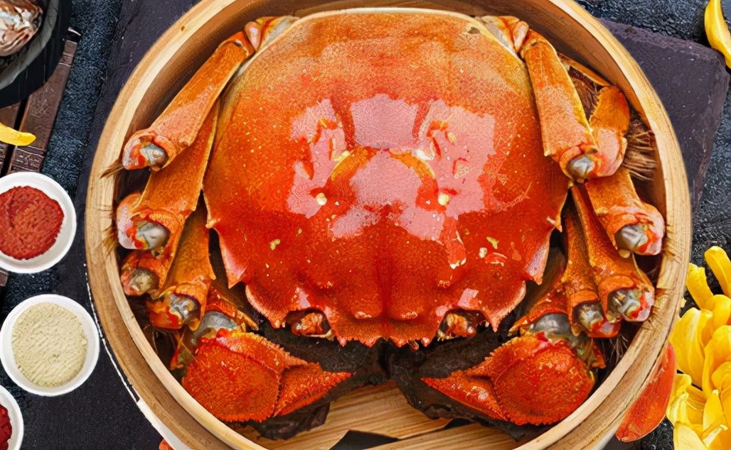 蒸大闸蟹时底下要放醋吗,蒸大闸蟹需吐水吗