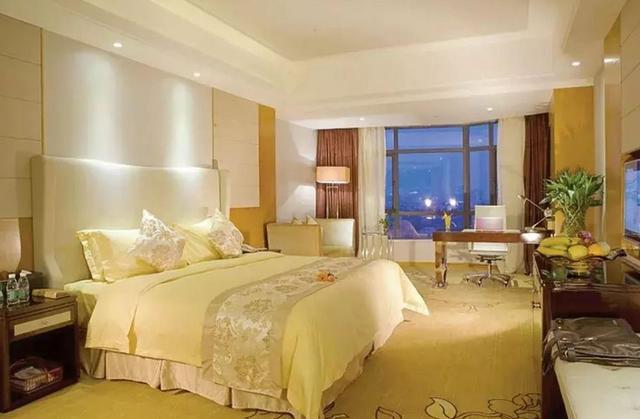 9.9元抢88元五星级酒店,酒店299元抢海角6号酒店度假套餐