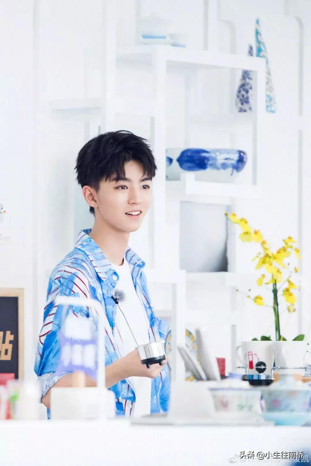 肖战为什么笑得这么好看,肖战笑起来到底有多好看