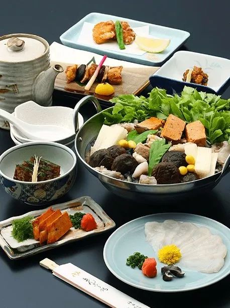 万物皆可炖下一句,万物皆可炖