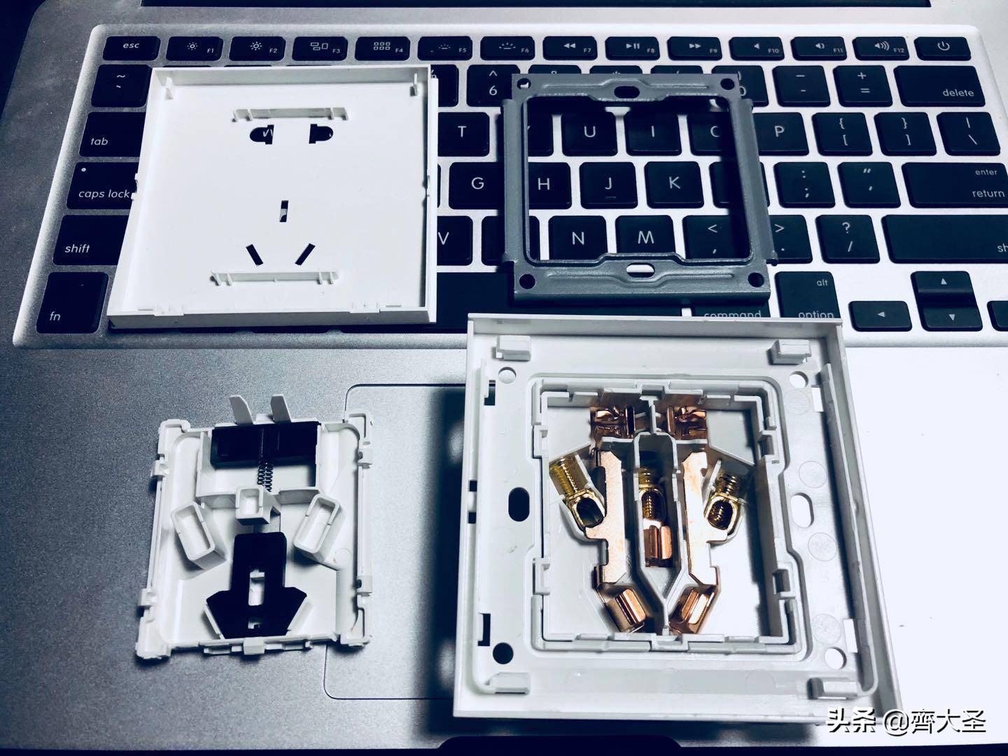 开关插座高效率安装教程,开关插座高度定位标准表