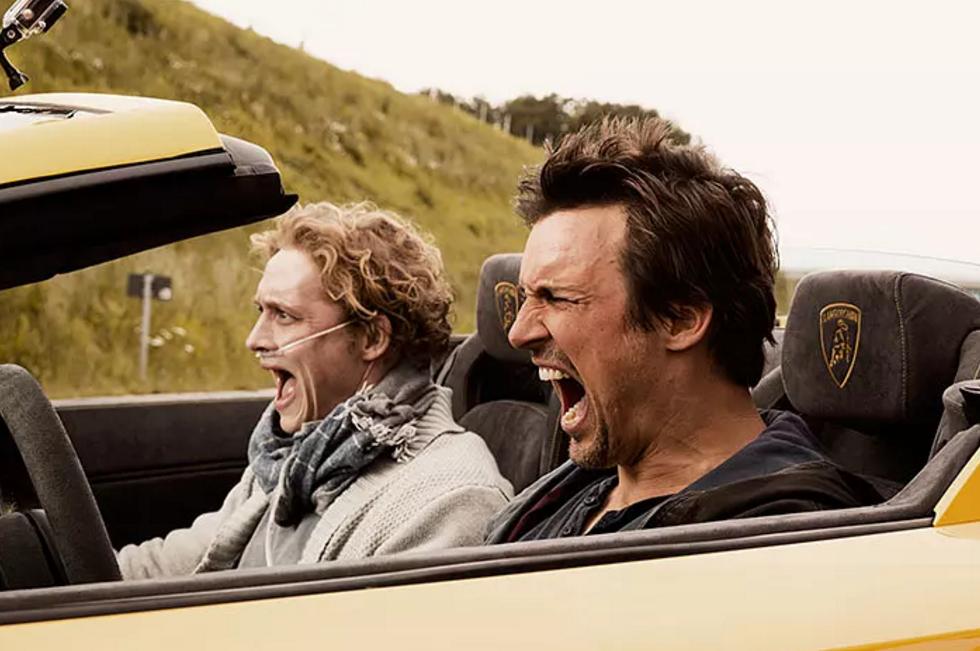 两位年轻人患绝症,借钱过奢靡生活,过程很搞笑,结局让人想哭