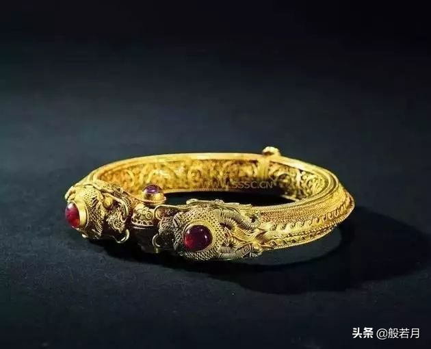 生气后买黄金,黄金金珠手串容易瘪吗