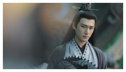 琉璃:禹司凤爹地惩罚元朗,不打人却揪裤带,所有秘密都告诉他