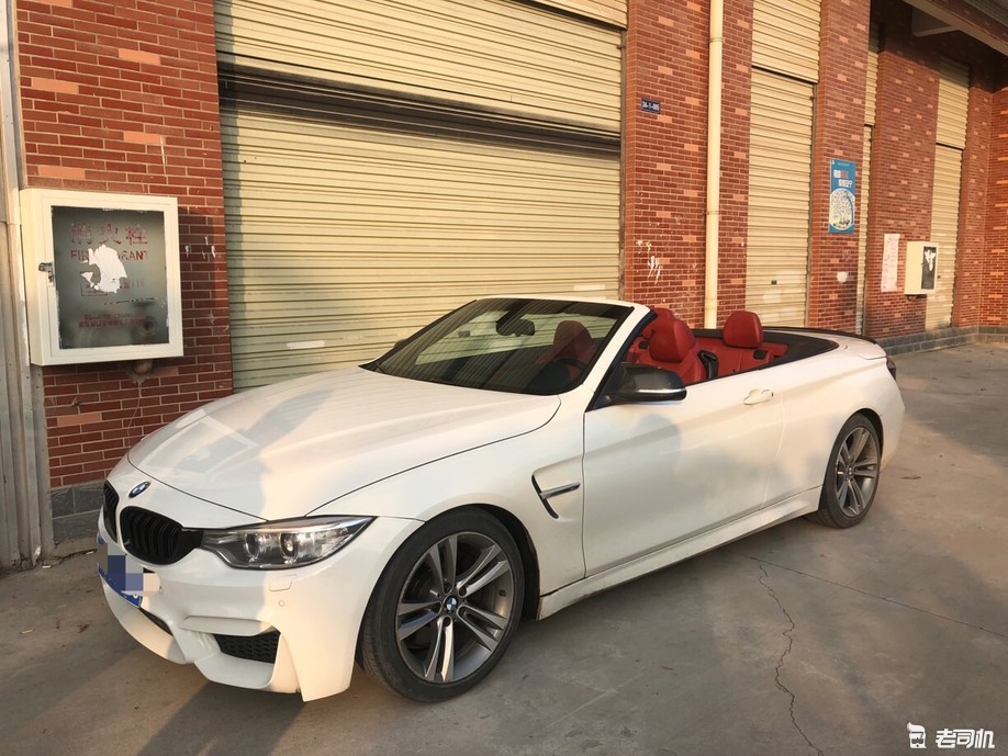 三十多万的428敞篷,当你打开敞篷的那刻,你拥有着她和蓝天