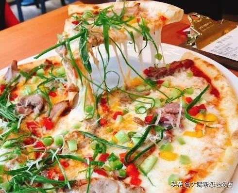 #吃遍大连#披萨的诱惑！一个蕴藏着芝士力量的神物