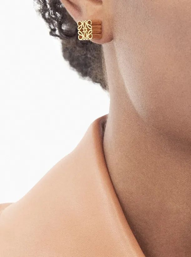 香奈儿珠宝首饰双clogo,香奈儿logo的首饰