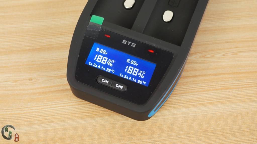 xtarvn2充电器评测,xtarpb2s充电器评测