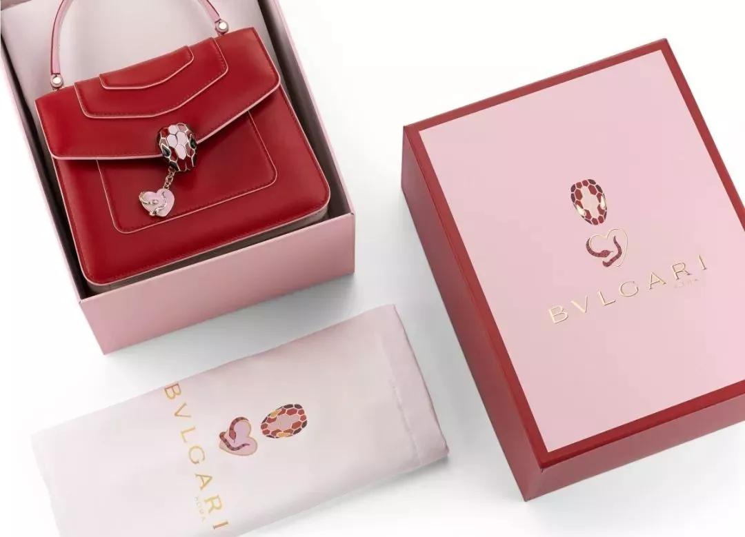 宅了大半个月！情人节就是想买！买！|撸铁妹专栏