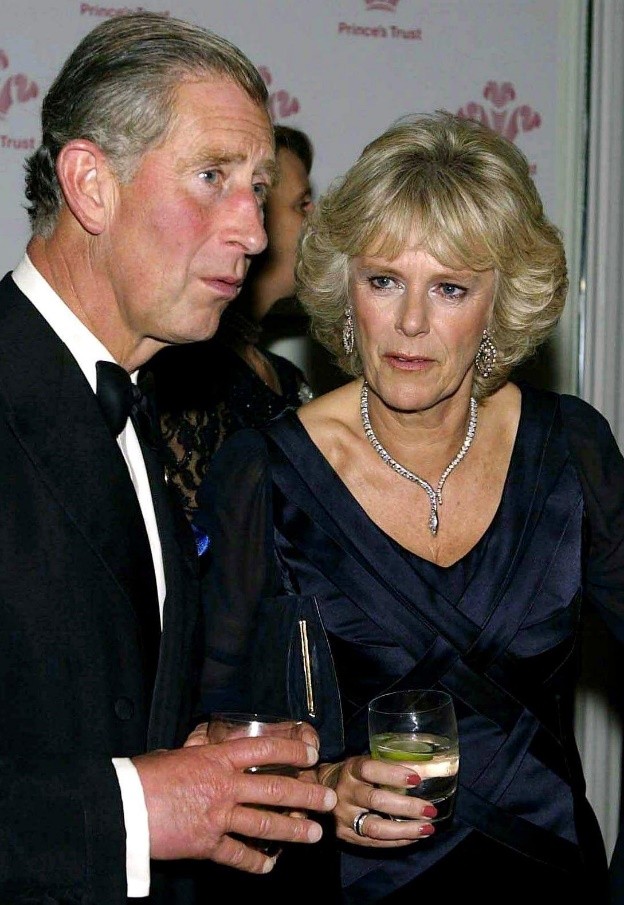 卡米拉珠宝沙特王室,沙特王室送劳斯莱斯