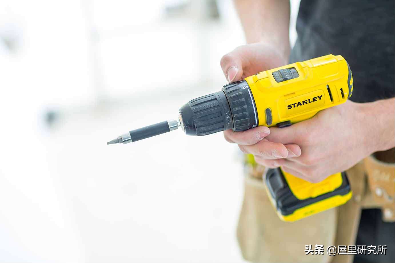 想当家居设计师学什么专业,想做家居物品行业怎么入手