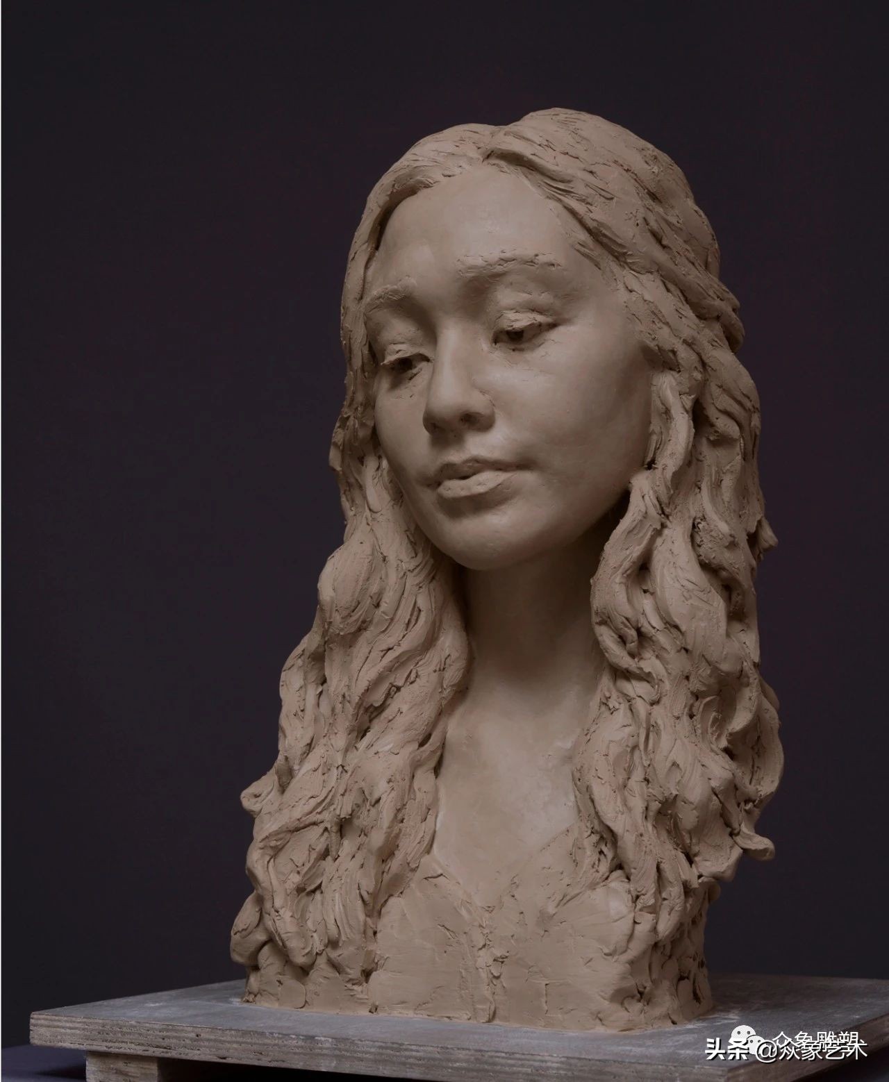 BayasgalanBatmagnai|捕捉“悲伤和失落”