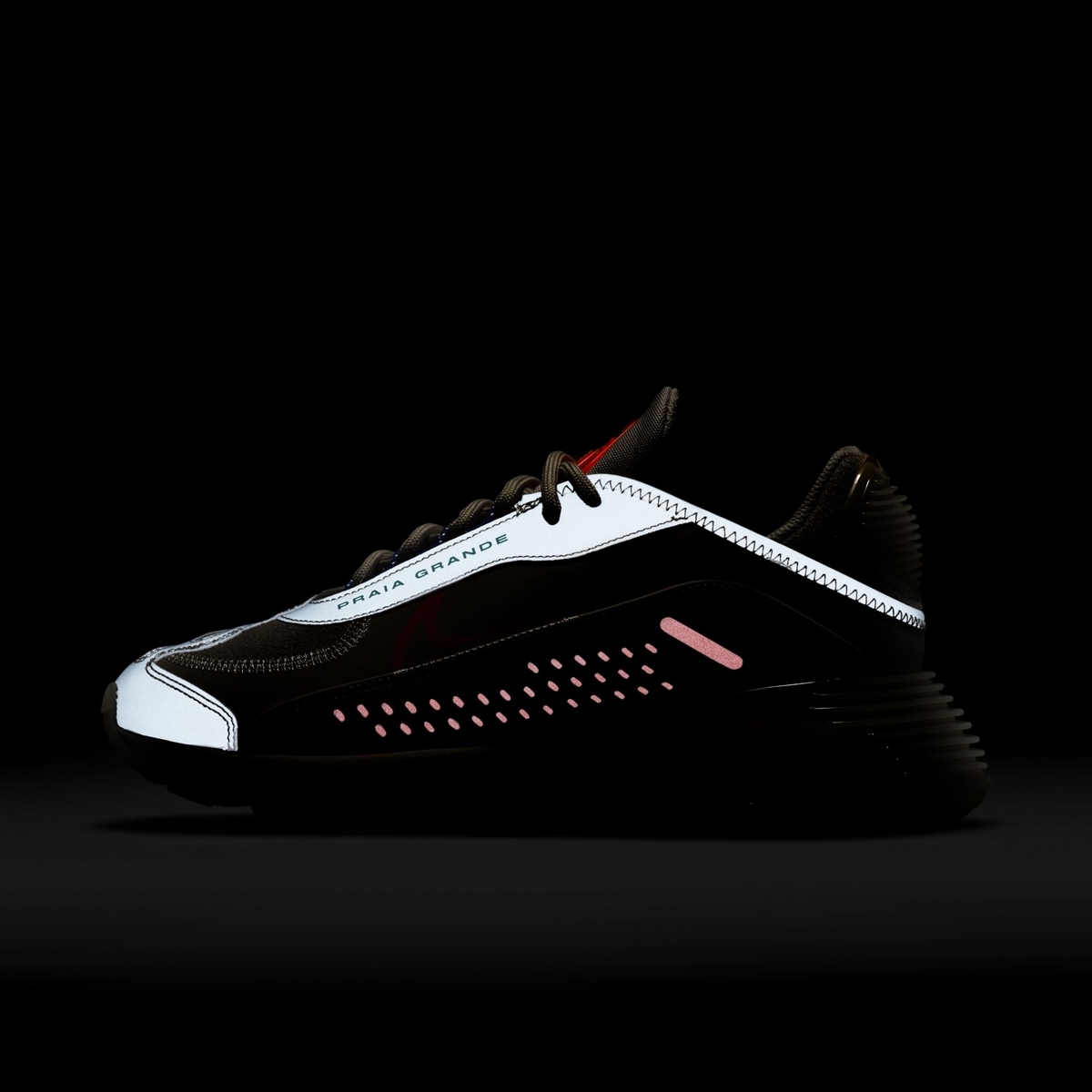 内马尔上脚airmax2090,内马尔耐克2090联名鞋