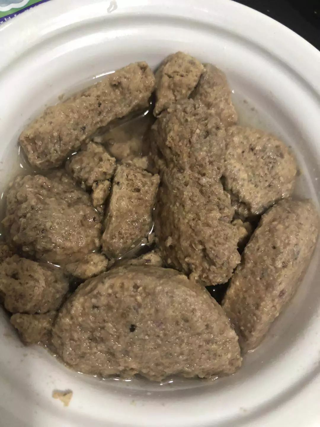 猫只喂火腿肠能活吗,猫因为脂肪肝导致完全不能进食