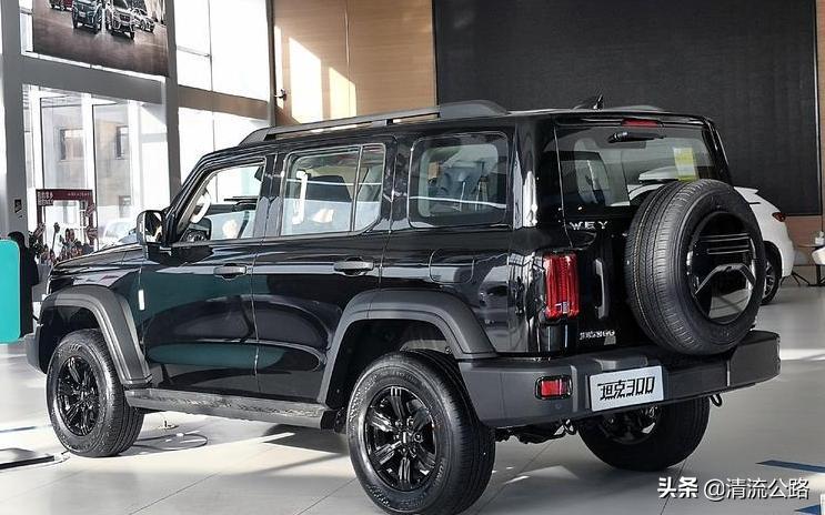 wey坦克300内饰官图发布,wey坦克300比肩大g也靠它