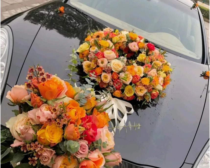 婚车最新花艺,适合新手的婚车花艺