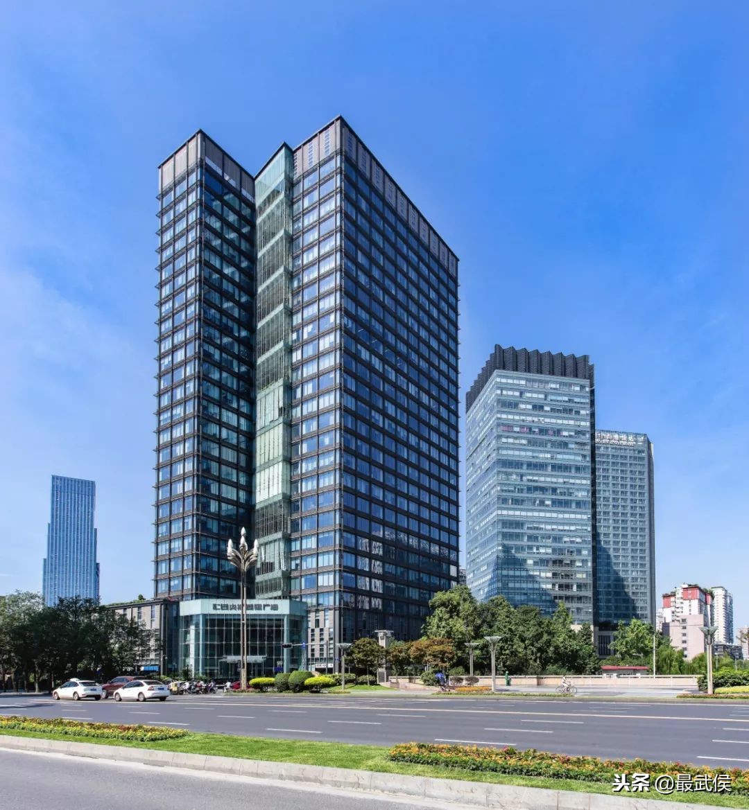 一份给民营企业的“霸气告白”:予你温暖,是我一直坚持的事