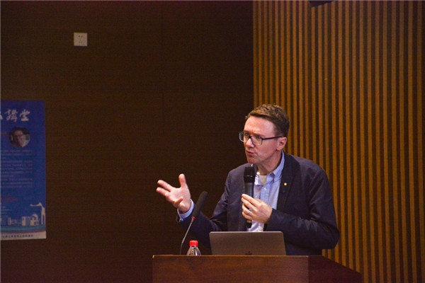 1周之内，诺奖评委、中科院院士、故宫研究院院长先后抵达天津，只为这所大学而来