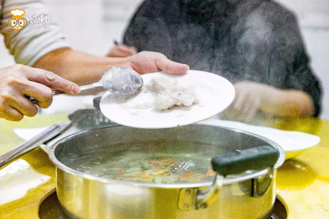 10年，它凭一锅清水，成为边炉界一霸！