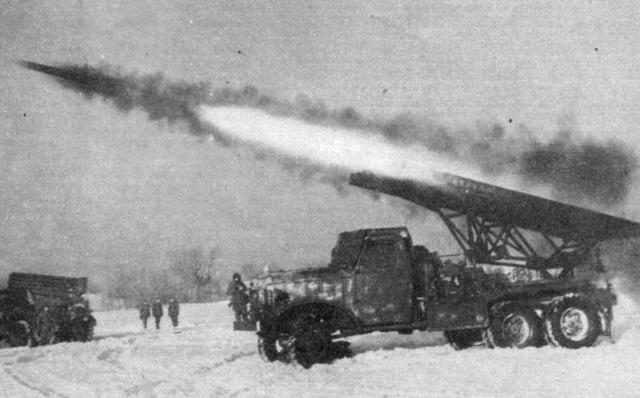 喀秋莎火箭炮齐射震撼名场面,当今喀秋莎火箭炮能射多远