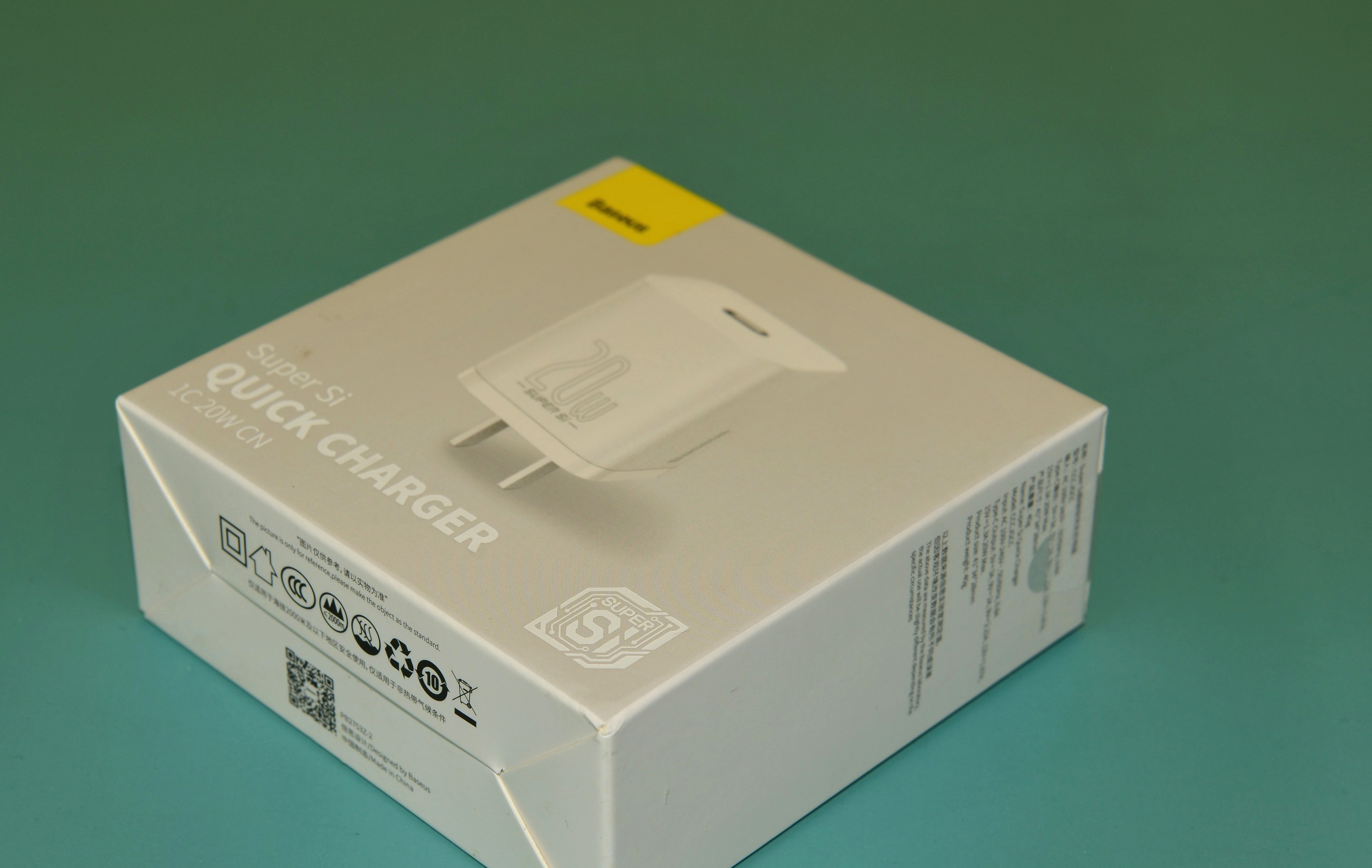 倍思supersi充电器测评,倍思supersi超级硅快充拆解