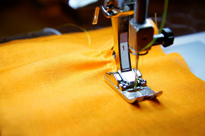 怎样缝制小细褶,小折叠边领缝纫技巧