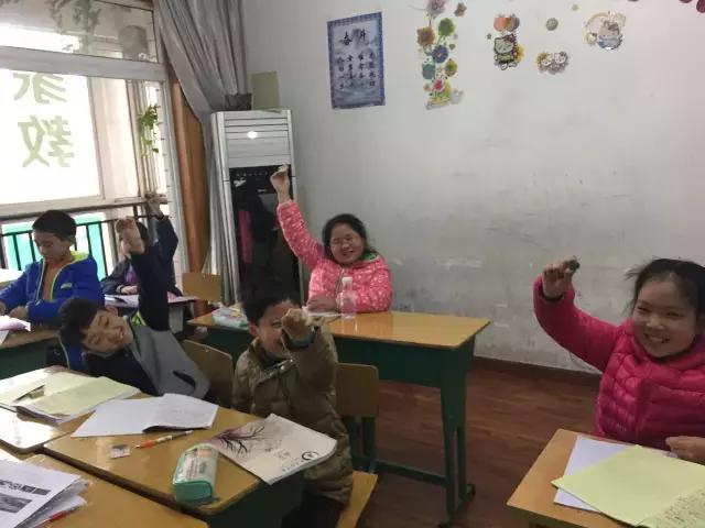 我变成了一颗石头作文三年级,三年级第5课的作文300字