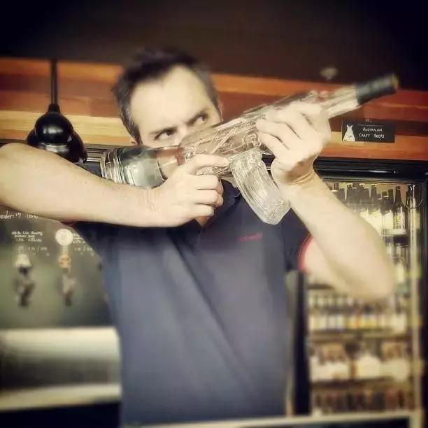 AK-47伏特加,千万别对口喝别人会认为你要自杀