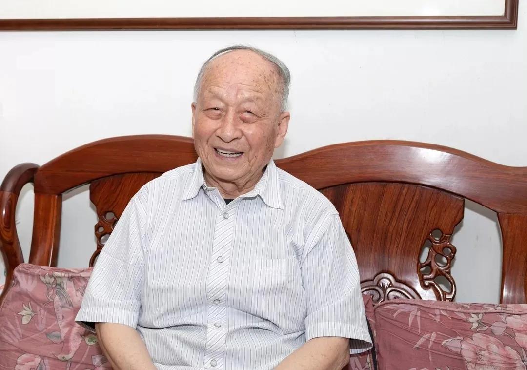 最美退役军人公示照片,向全国身残志坚的退伍老兵致敬