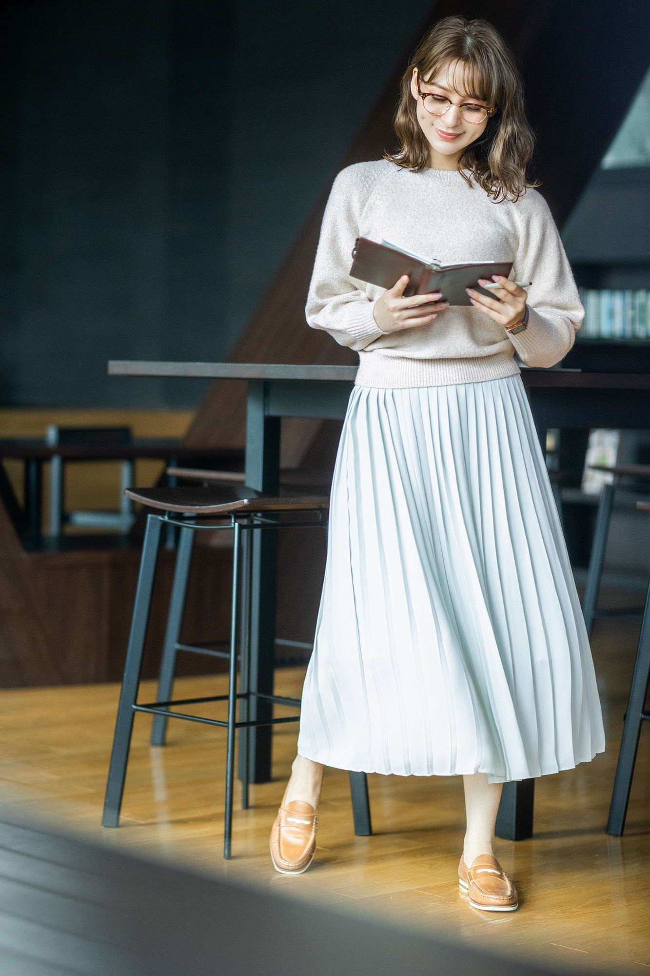 7款冬季职场造型，帮你打破对职业装的刻板印象